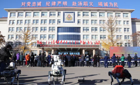 青鳥靈豹機器人登央視直播，亮相“119”消防救援科技文化節(jié)